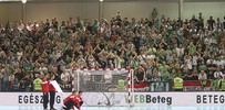 Az FTC szurkolói {SZOVEGLEIRAS}