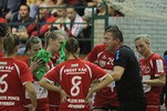 {KEPLEIRAS} {SZOVEGLEIRAS}