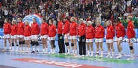 {KEPLEIRAS} {SZOVEGLEIRAS}